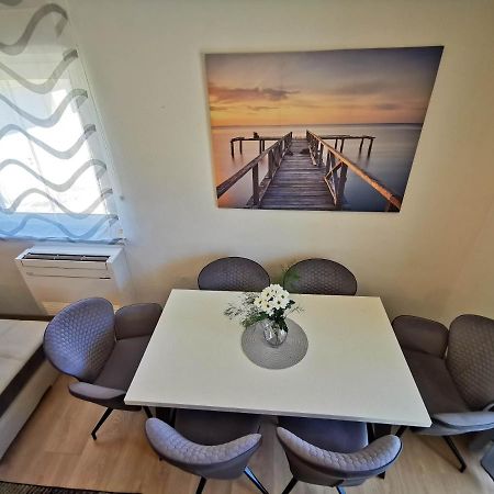 Apartment Ližnjan Esterno foto