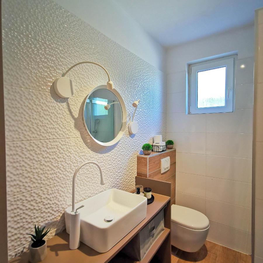Apartment Ližnjan Esterno foto